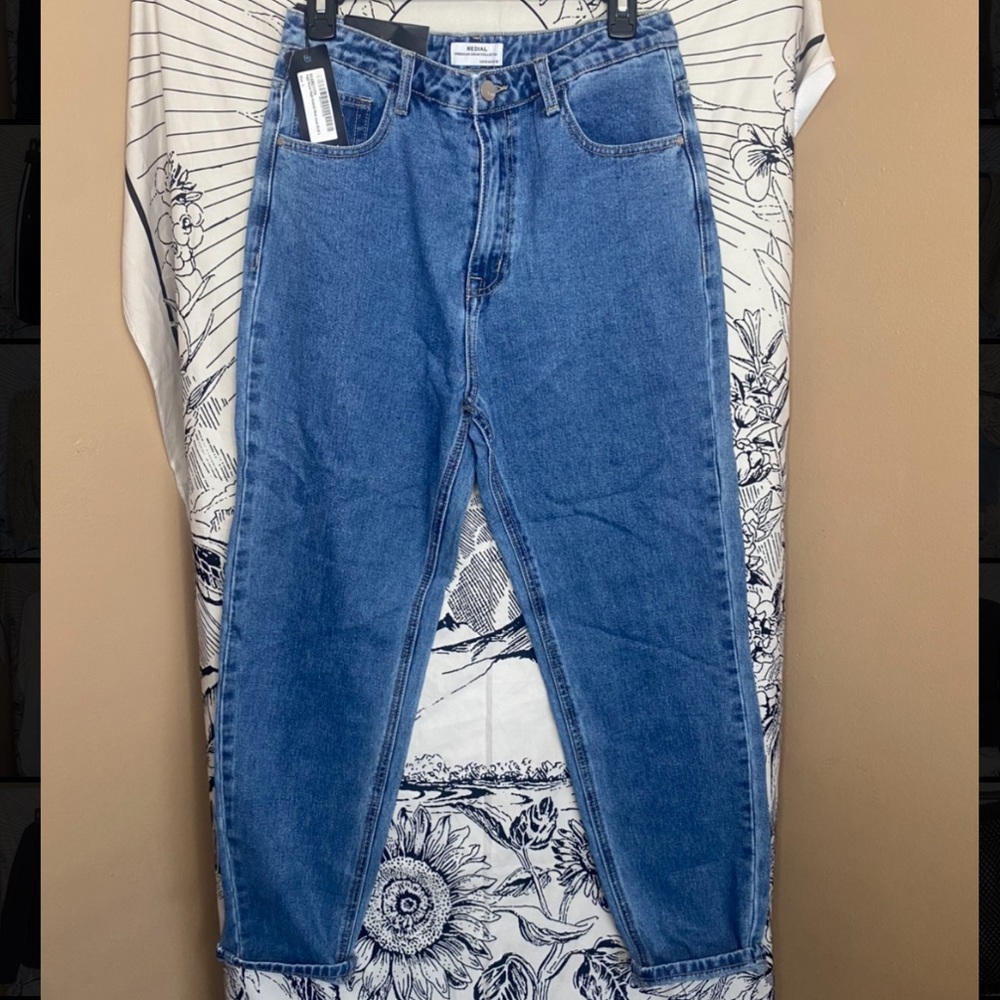 Denim High-Waisted Mom Jeans